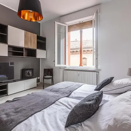 Incantevole Nel Cuore Di * Bologna